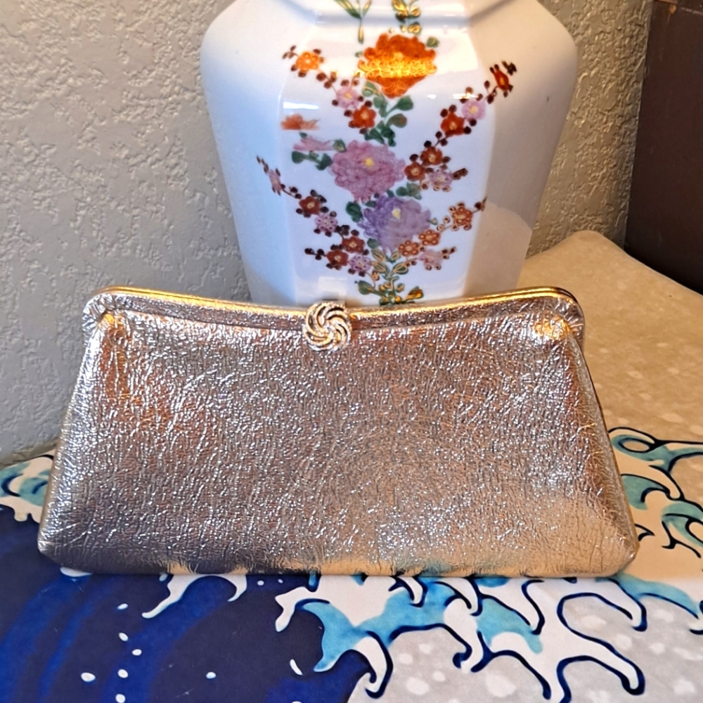 Vintage Pebbled Gold Handbag